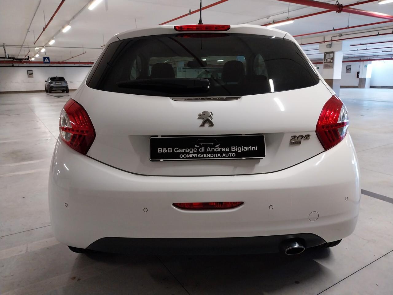 Peugeot 208 1.6 e-HDi 92 CV 3 porte Allure - ok neopatentati