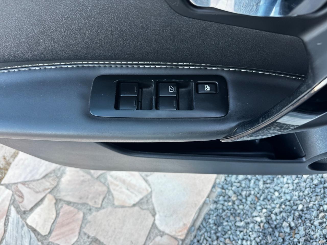 Nissan Qashqai 1.6 dCi DPF 360