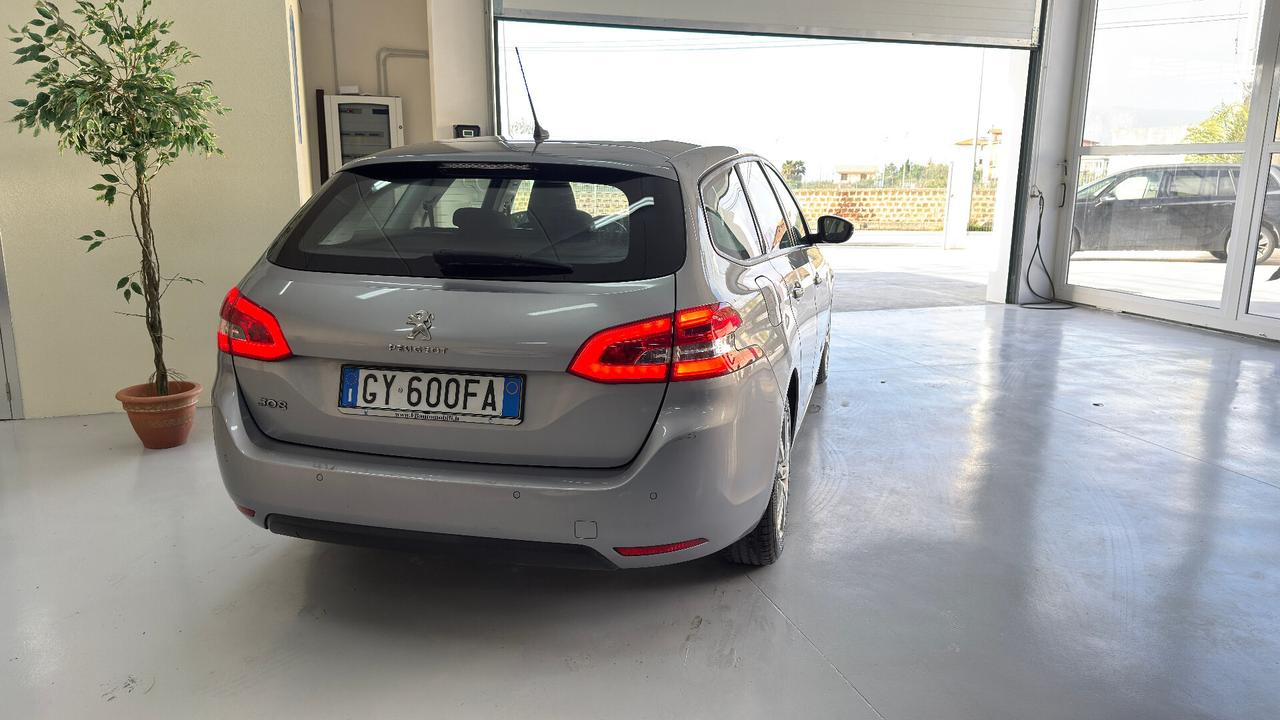 Peugeot 308 BlueHDi 130 S&S SW Allure