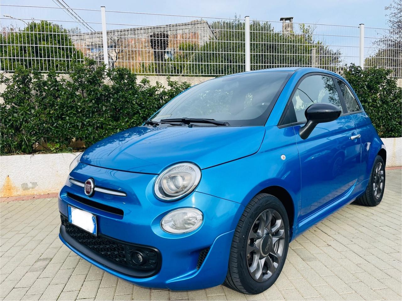 Fiat 500 30000km 1.0 Hybrid Connect-sport led-navigatore-cielo nero