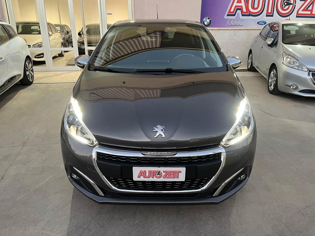 Peugeot 208 PureTech 83 S&S 5 porte Signature