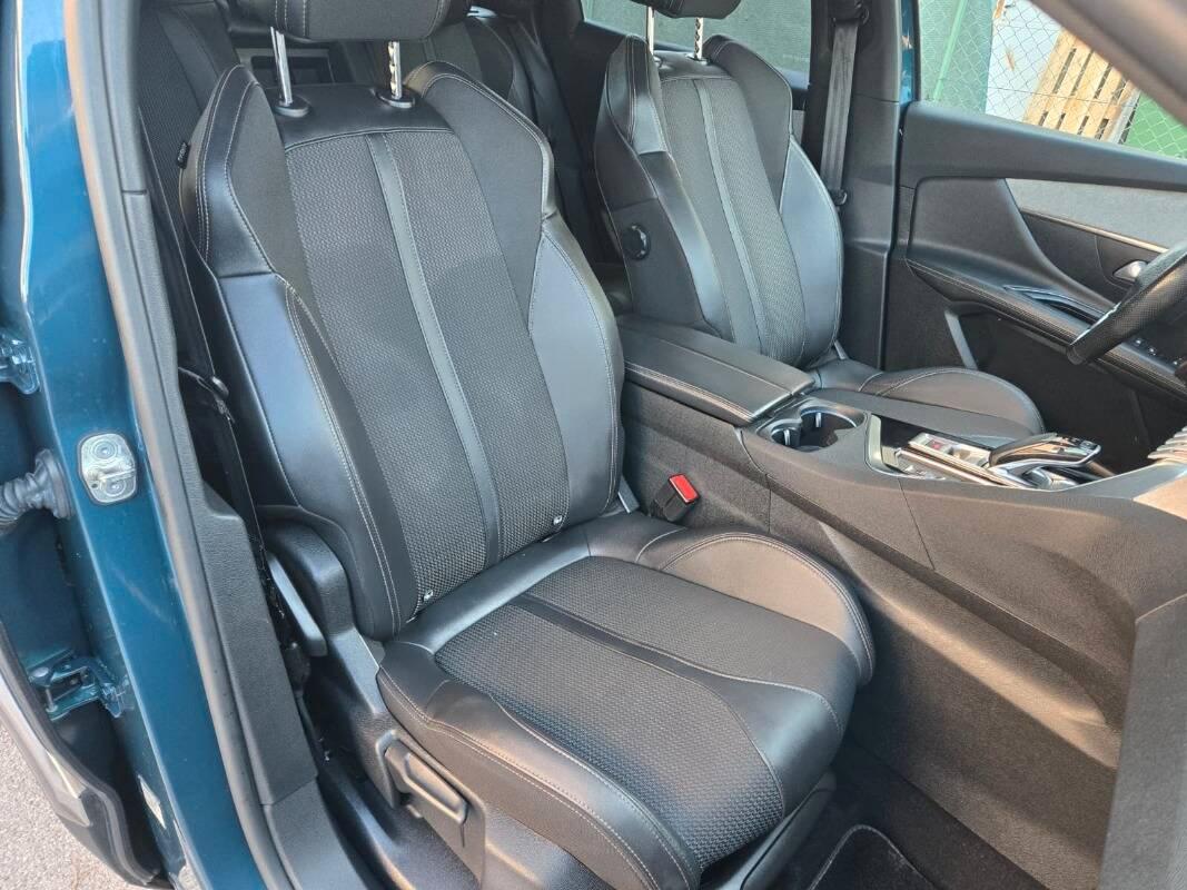 Peugeot 3008 II 1.6 hybrid phev GT Pack 225cv e-eat8