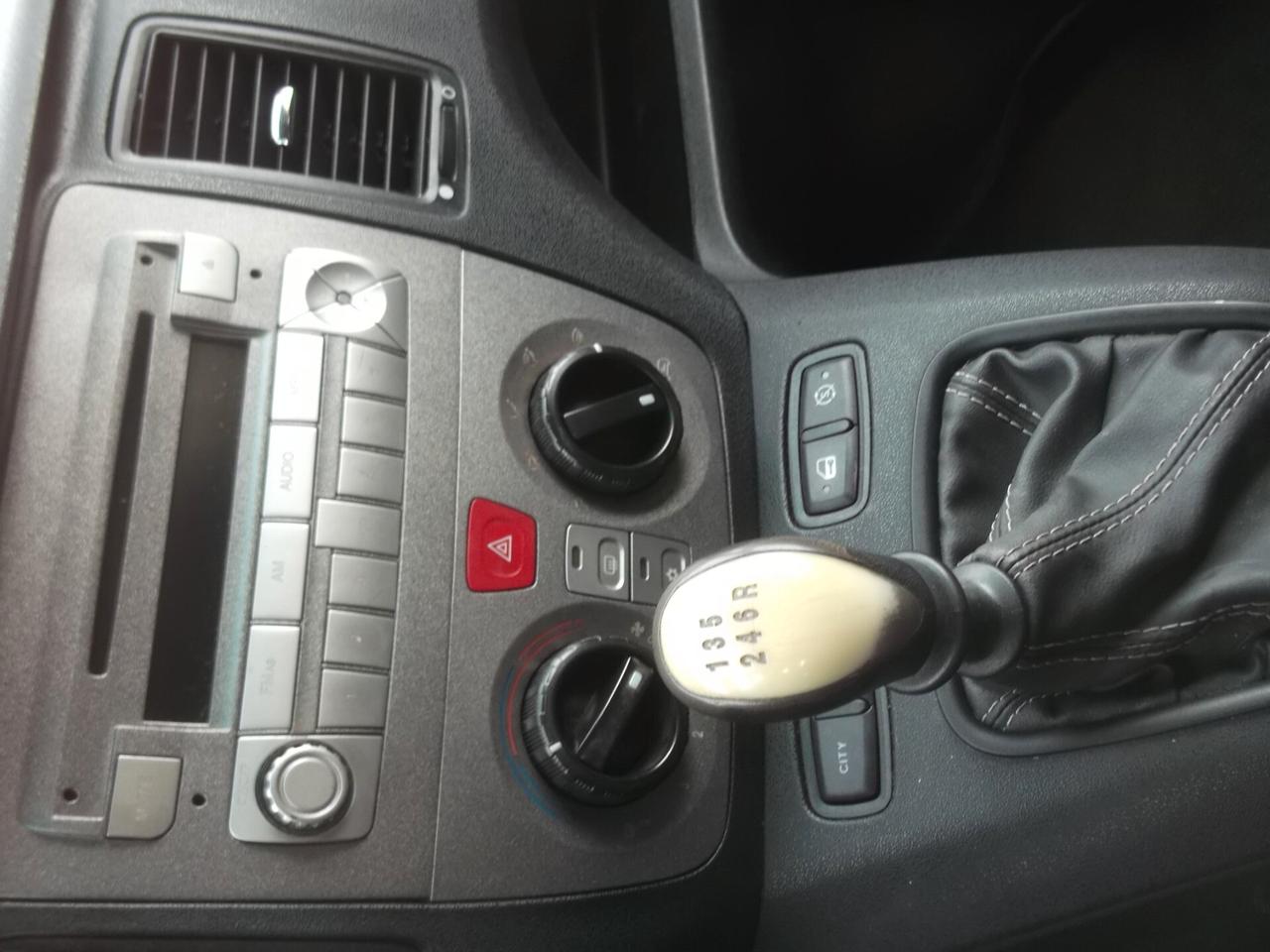 Lancia MUSA 1.4 16V Gold - 30