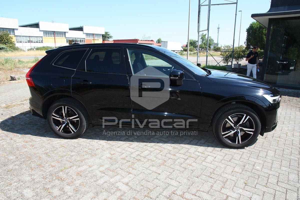 VOLVO XC60 B4 (d) AWD automatico Plus Dark