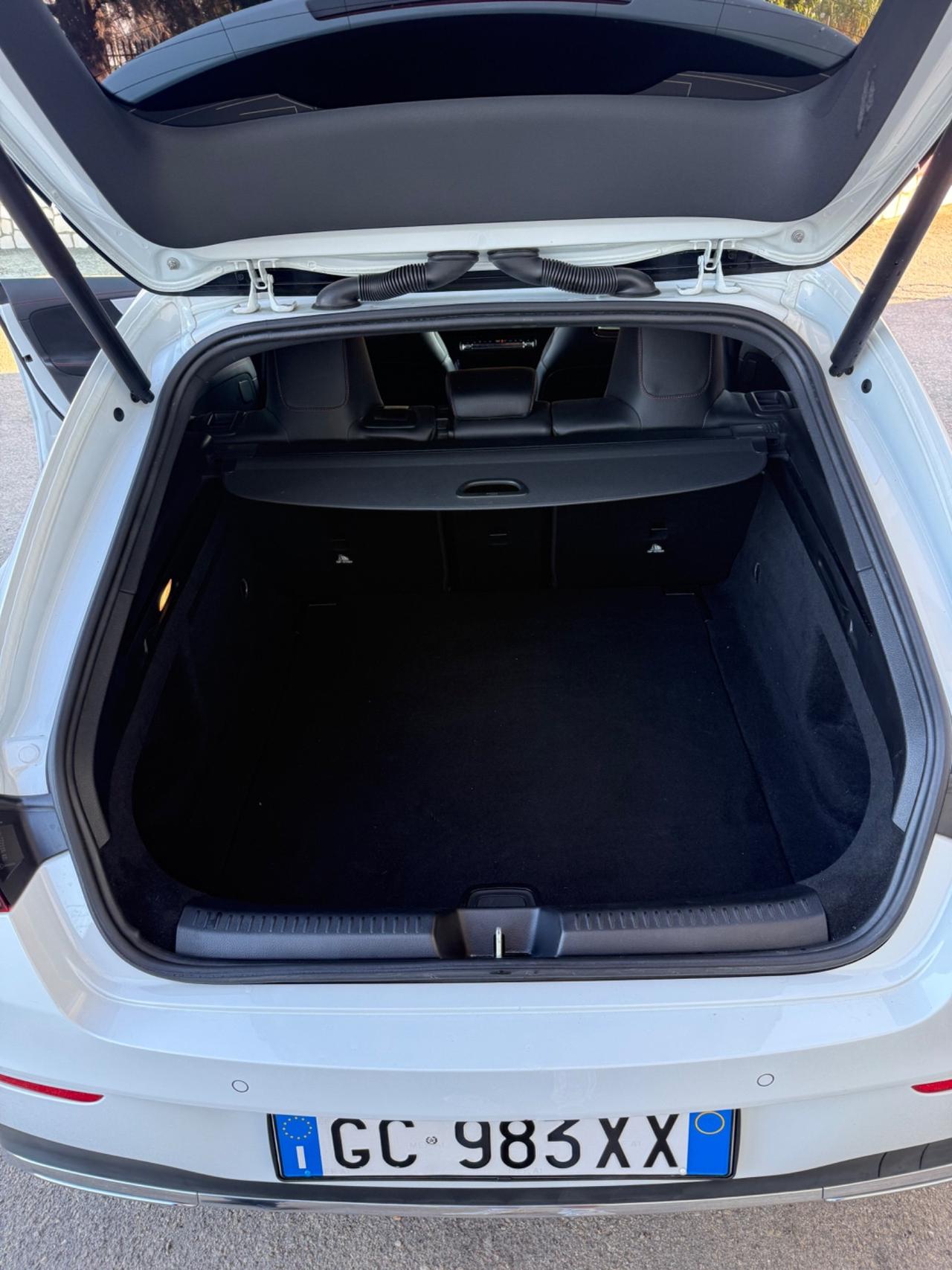 Mercedes-benz CLA 200 d Automatic Shooting Brake AMG PREMIUM