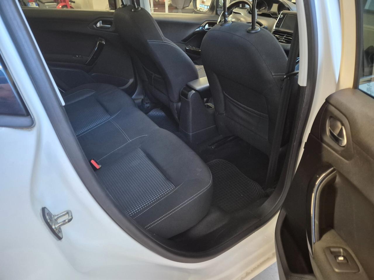 Peugeot 208 BlueHDi 100 5 porte GT Line PERFETTA