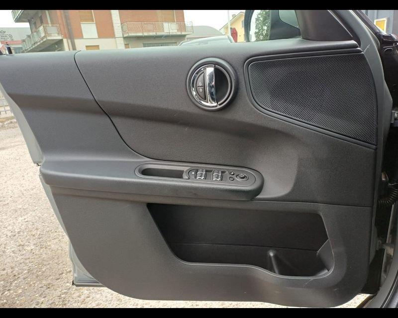 MINI Countryman Mini Countryman 1.5 One D Essential auto