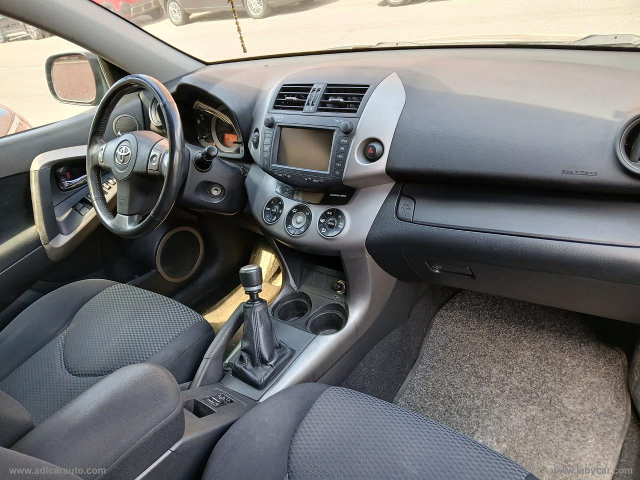 TOYOTA RAV4 2.2 D-4D 136 CV