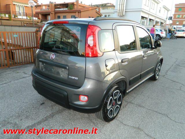 FIAT Panda 1.0 HYBRID 70CV 5Posti - UNIPRO TAGLIANDATA