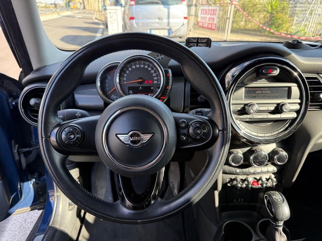 Mini 1.5 Cooper D Business XL Cambio Automatico