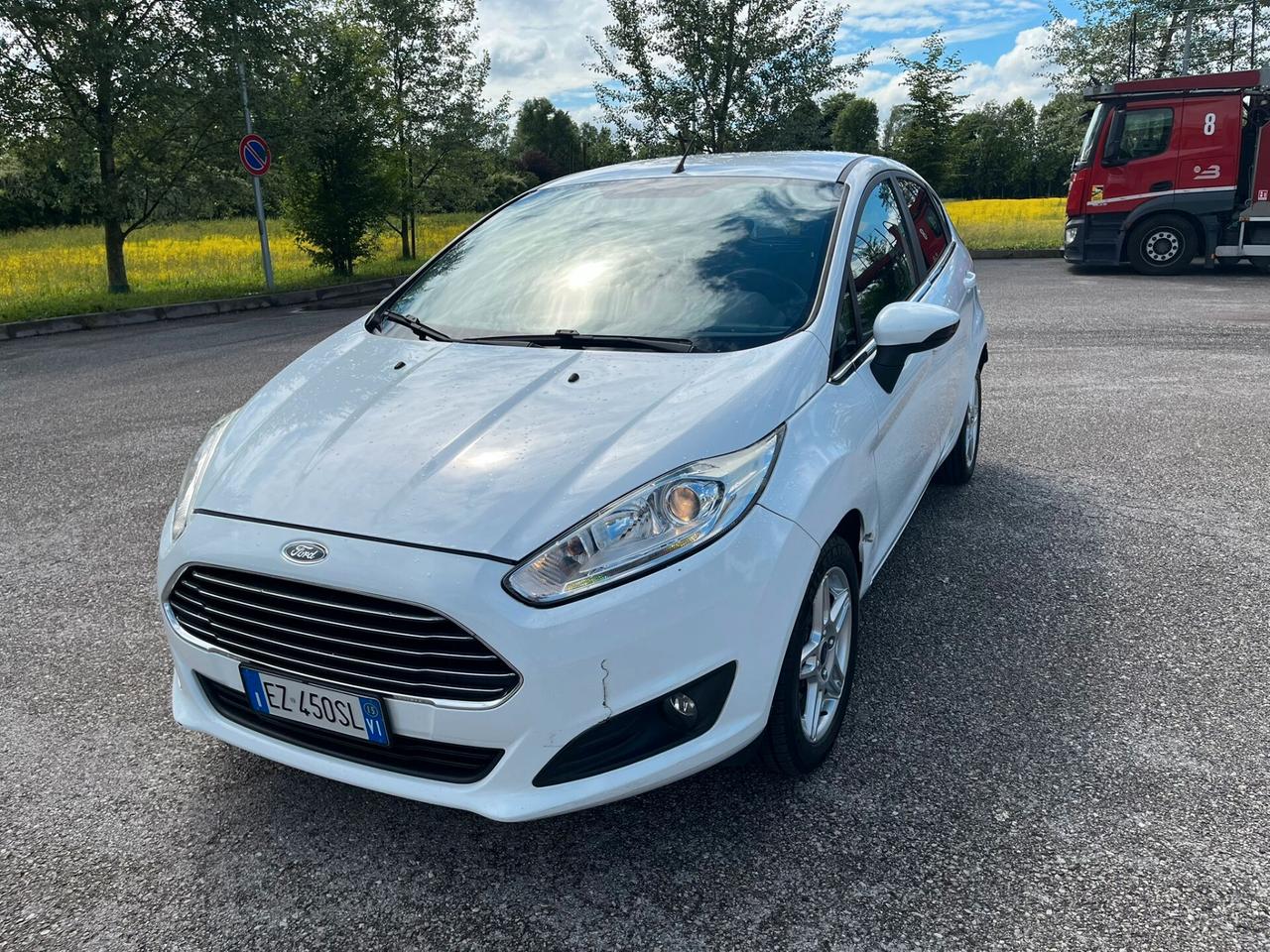 FORD FIESTA 1.4 NEOPATENTATI 2015 5PORTE