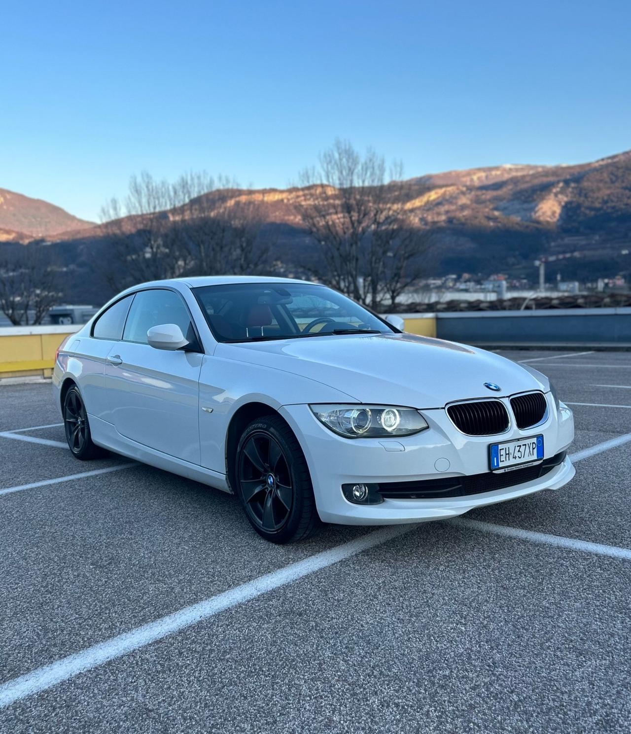 Bmw 320d xDrive Coupé(e92) Msport 2011 UNICA