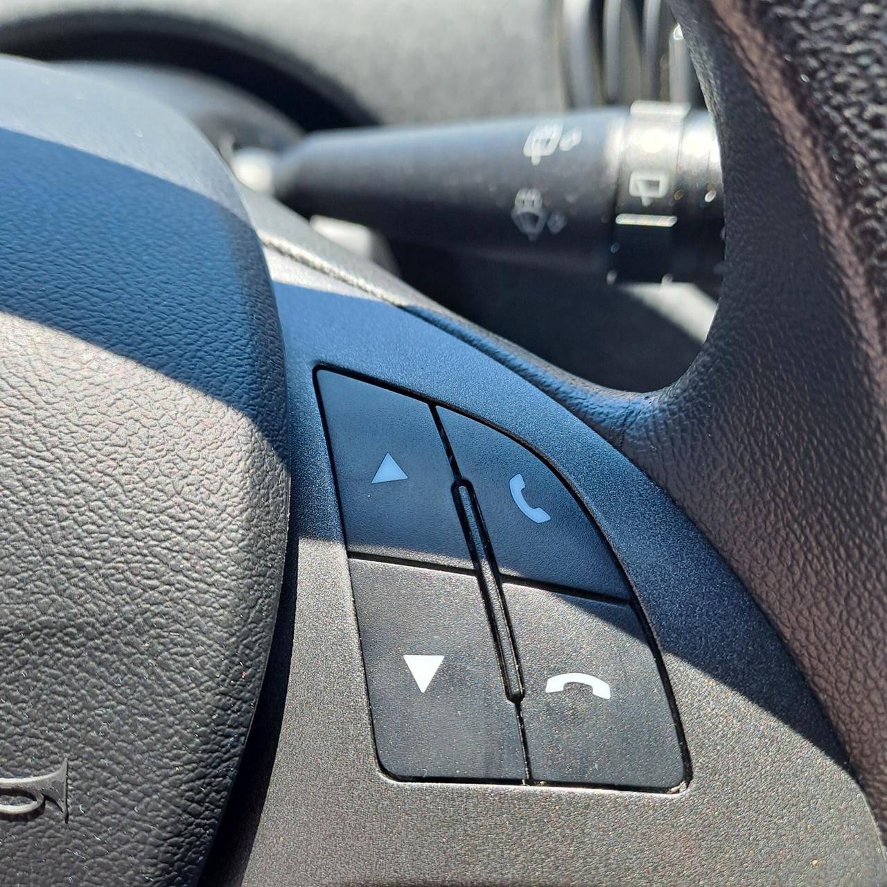 Lancia Ypsilon 1.0 Bz 70 Cv Hybrid Silver