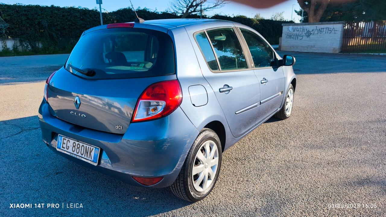 Renault Clio 1.5 dCi 75CV 20th DINAMIQUE 2011