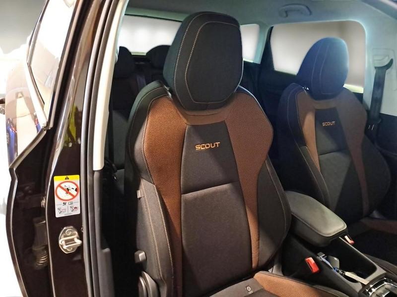 SKODA KAROQ 1.5 TSI ACT SCOUT DSG SUV