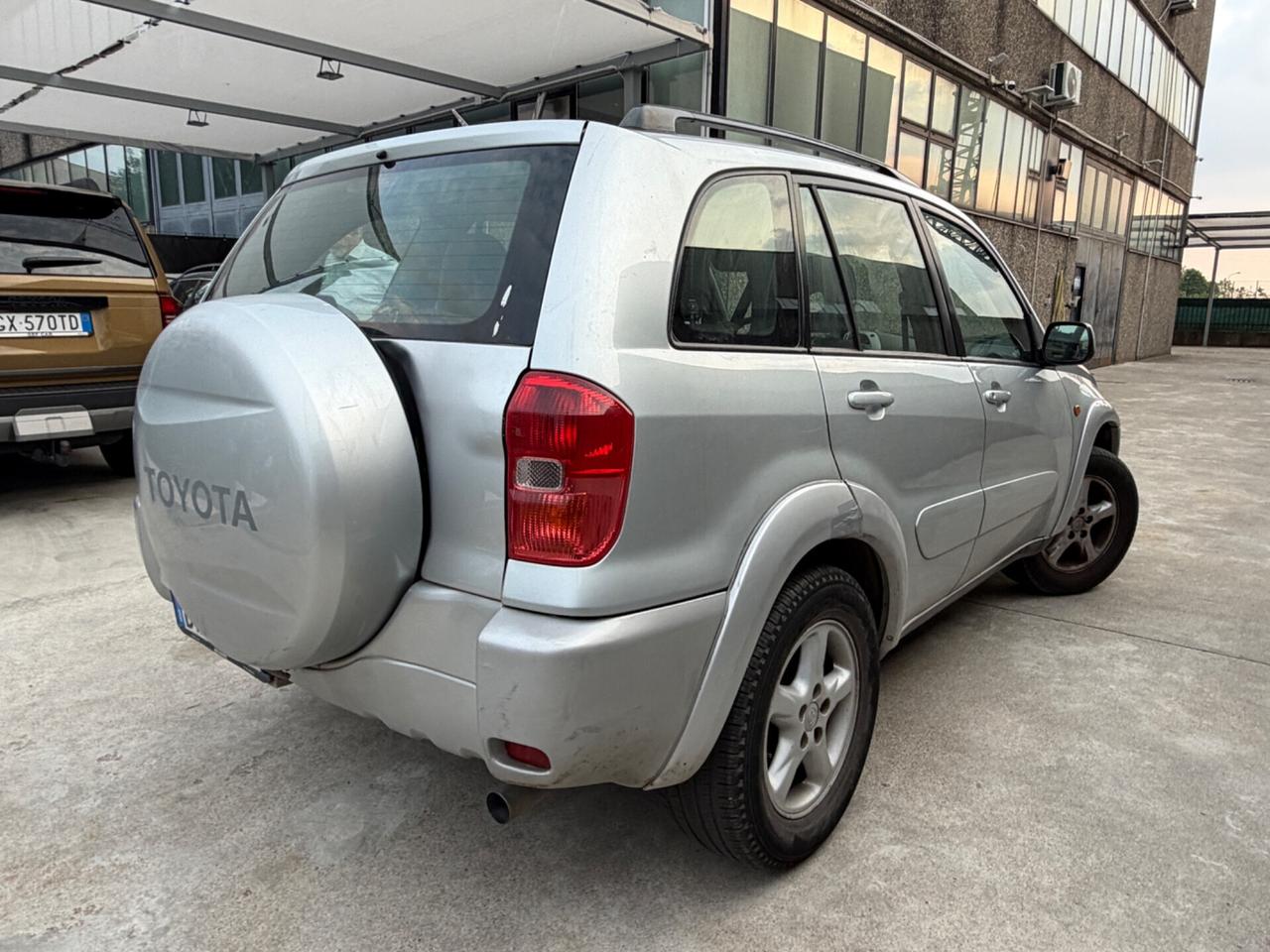 TOYOTA RAV4 2.0 16V BENZ-GPL 2032 4X4 UNI PROP
