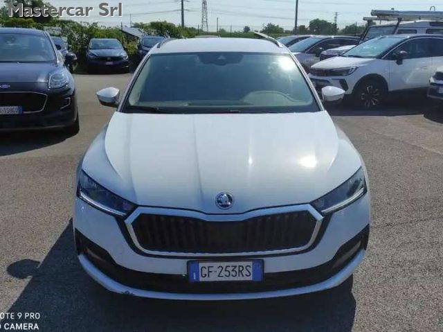 SKODA Octavia Octavia Wagon 1.0 e-tec Executive dsg -. GF253RS