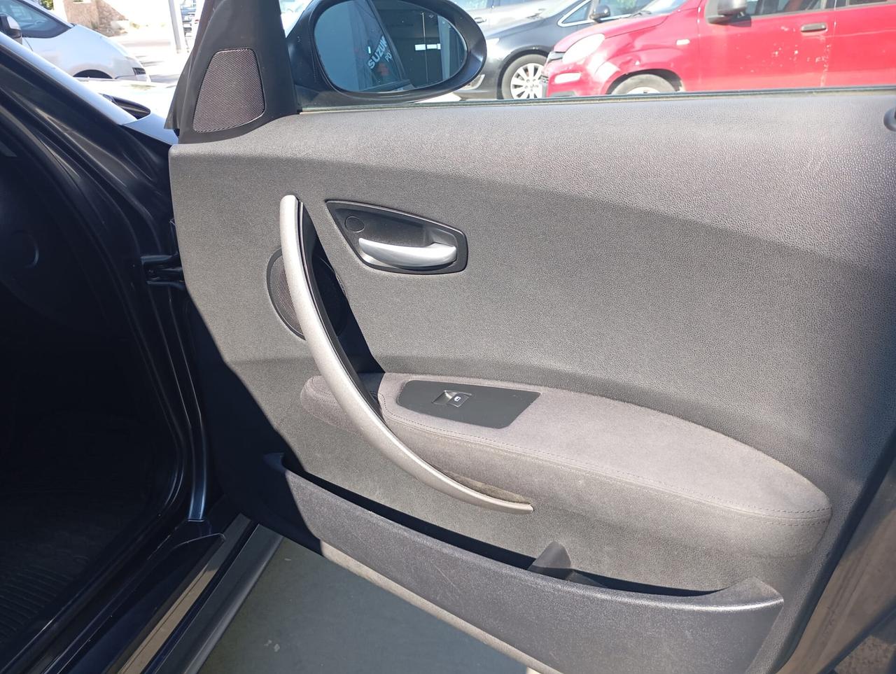 Bmw 120 118d cat 5 porte Attiva