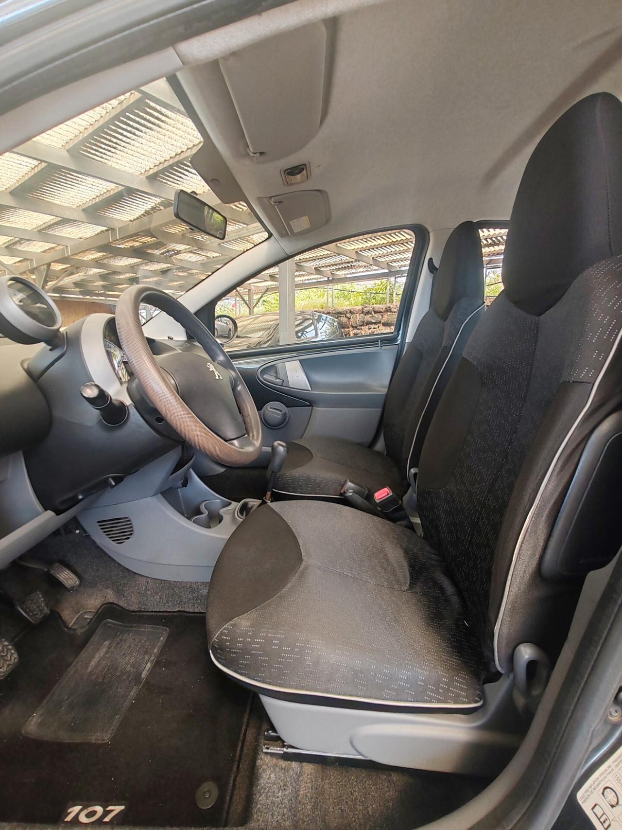 Peugeot 107 1.0 68CV 5p. Plaisir