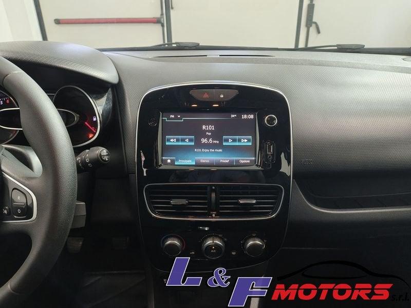 Renault Clio GPL CASA MADRE 90cv MOSCHINO