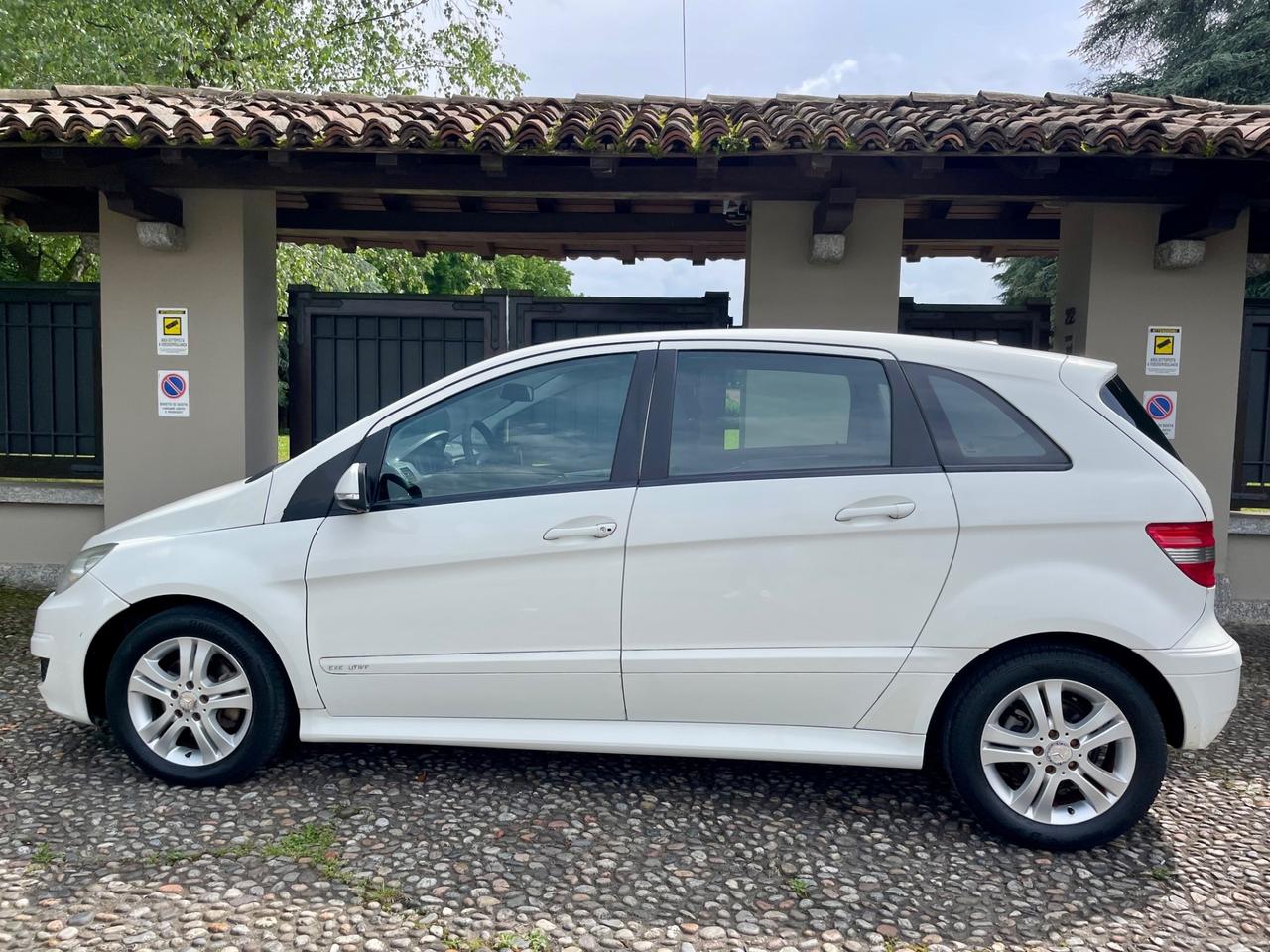 Mercedes-benz B 180 CDI Premium *AUTOMATICA*