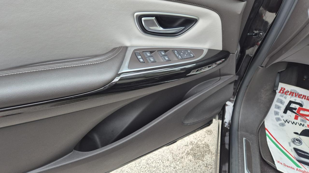 Renault Espace dCi 160CV EDC Energy Executive 4Control