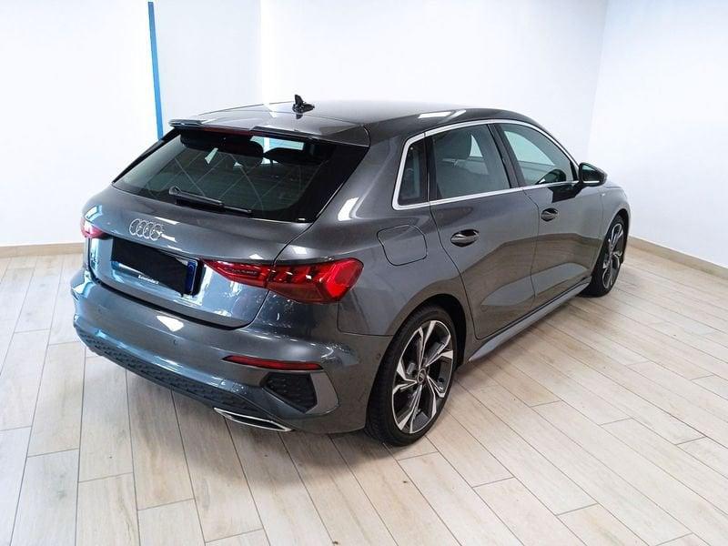 Audi A3 4ª serie SPB 30 TDI S tronic S line edition