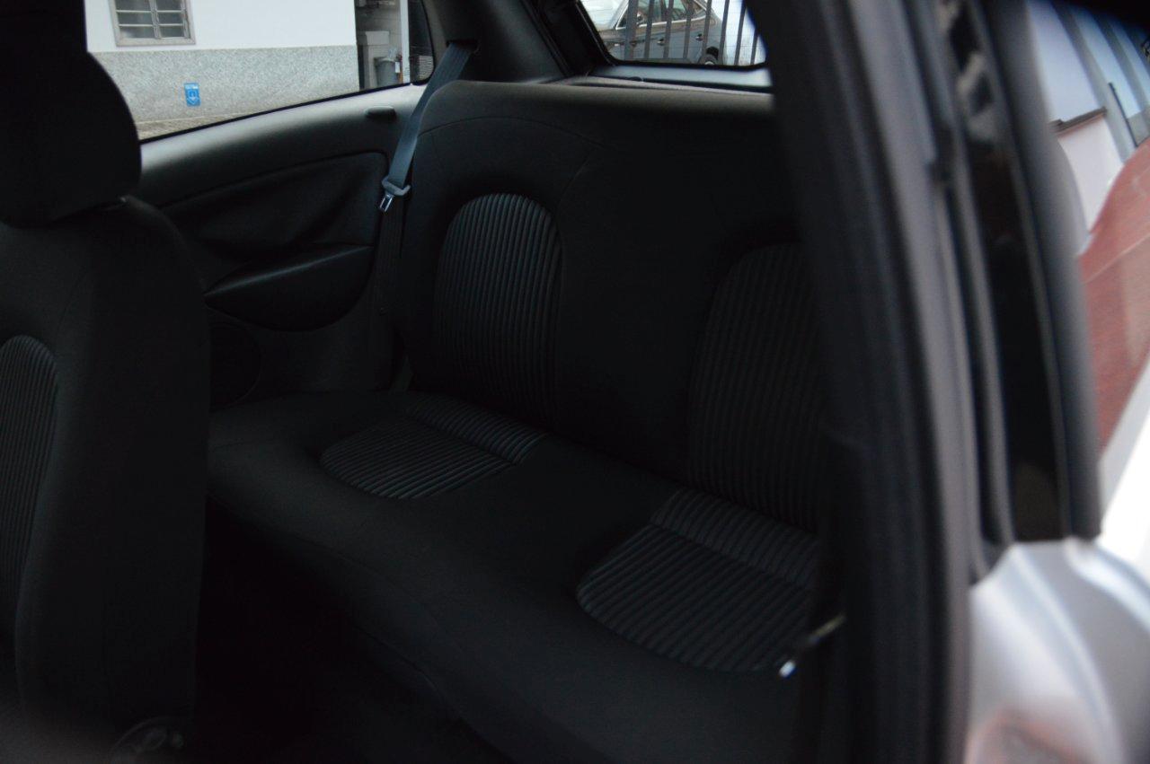 Lancia Ypsilon 3 Porte Ypsilon 1.2 8v New Oro (oro)