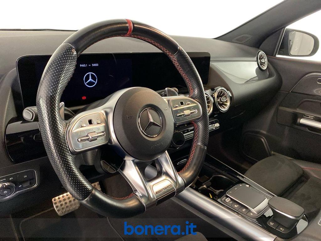 Mercedes GLA 35 AMG 4Matic Speedshift DCT AMG 8G