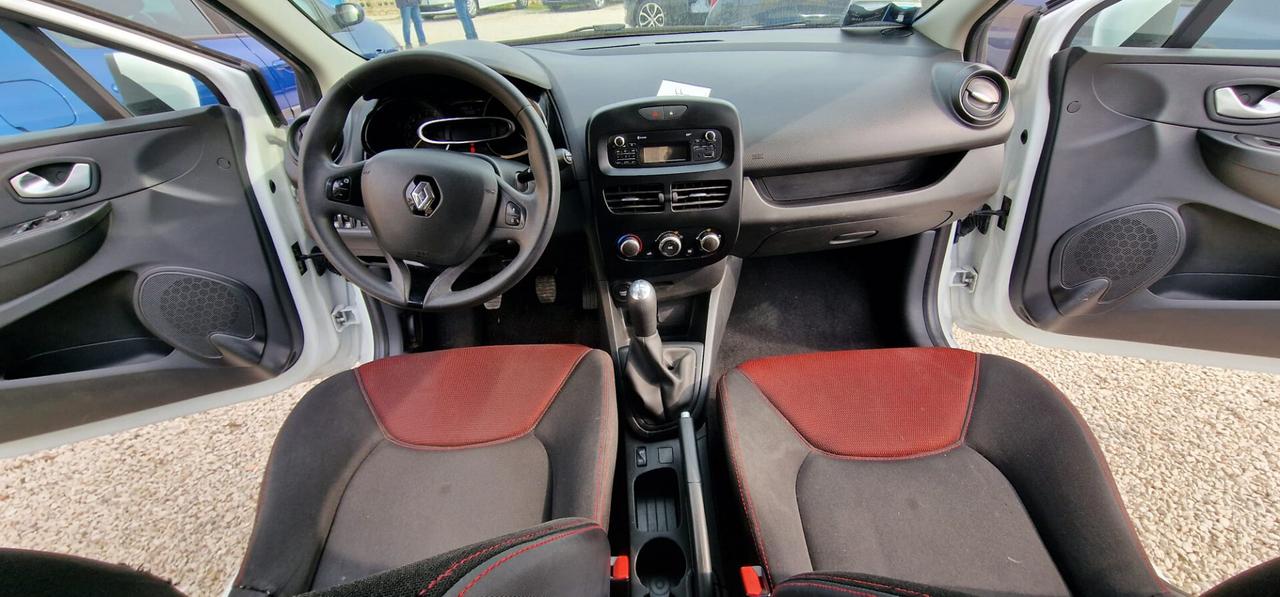 Renault Clio 1.2 75CV GPL Costume National 2015