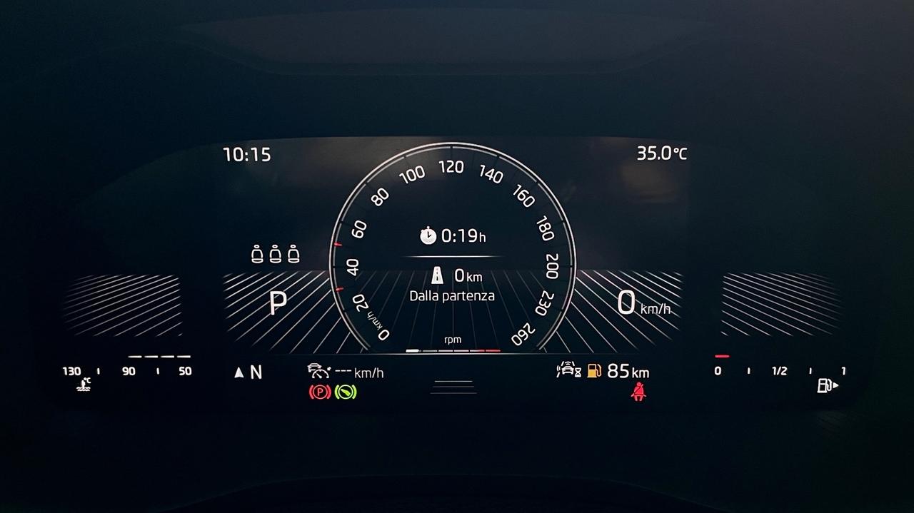 SKODA KAROQ 2.0 EVO TDI DSG 115 CV - FULL LED, VIRTUAL COCKPIT, NEOPATENTATI