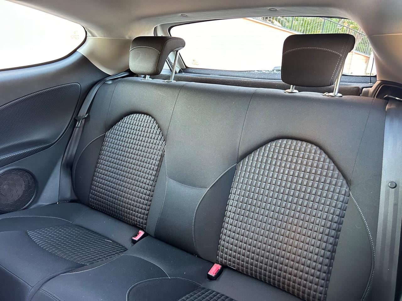 Alfa Romeo MiTo 1.4 Benz ideale per neopatentati