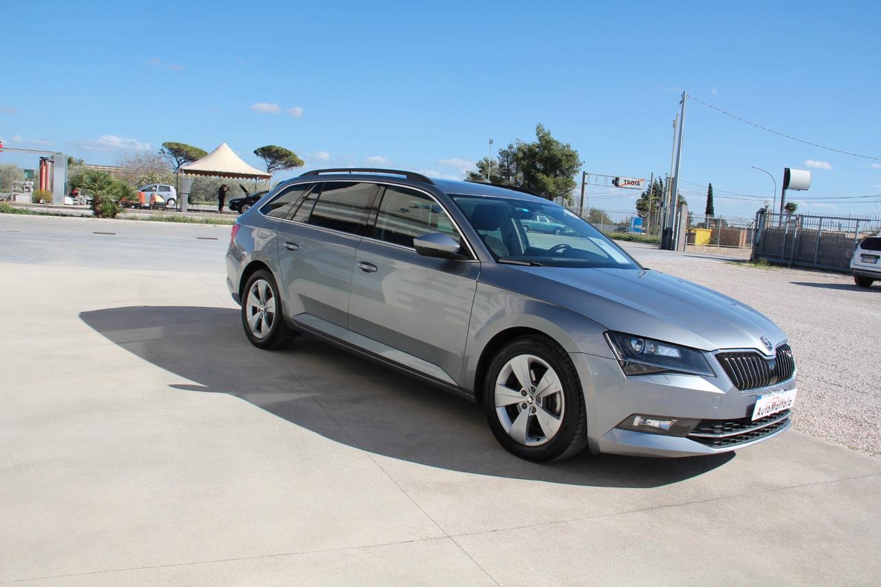 Skoda Superb 2.0 TDI DSG Wagon Executive (KW 110 - CV 150)