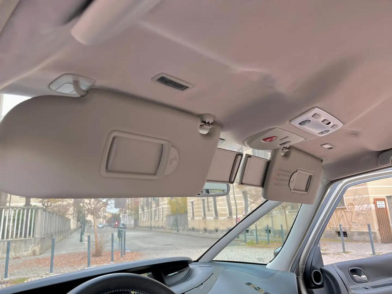 Renault Espace Grand 2.0 dCi 175cv ESM 7Posti Initiale Paris