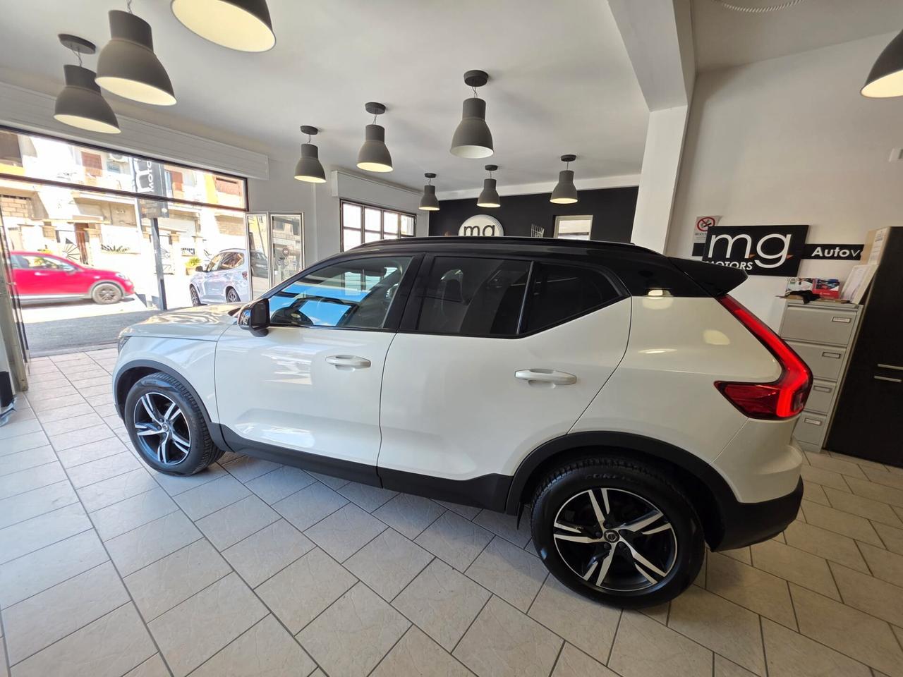 Volvo XC40 T3 Geartronic R-design