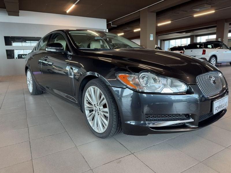 Jaguar XF XF 3.0 D V6 Luxury