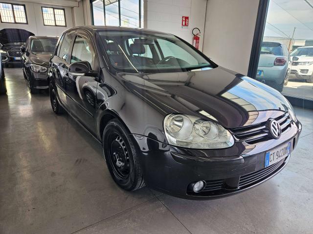Volkswagen Golf 5p 1.6 fsi Comfortline neopatentati