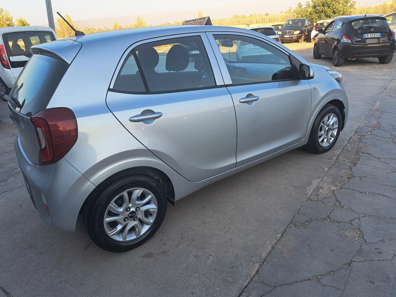 Kia Picanto 1.0 BENZINA - 2018