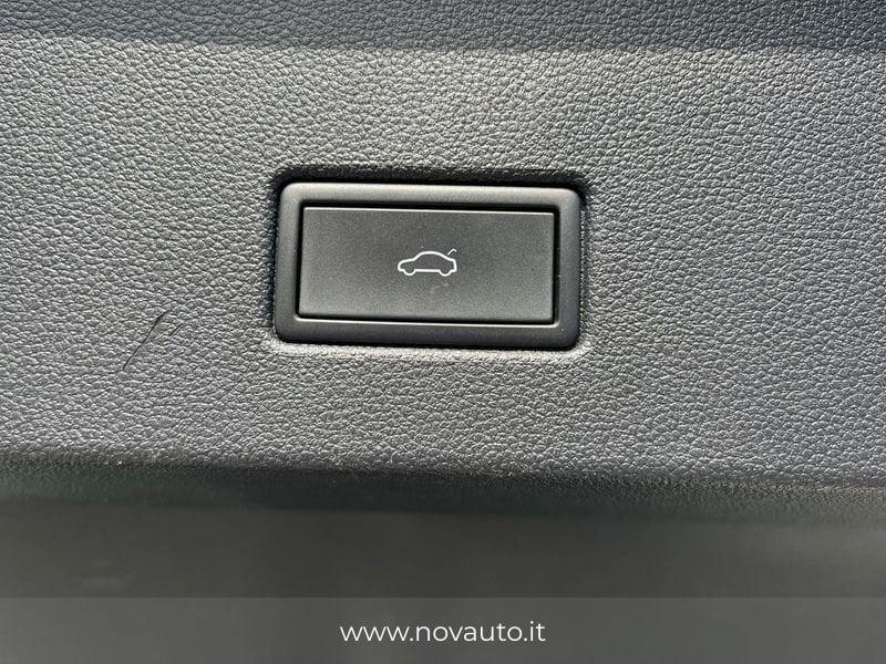 Volkswagen T-Roc 2.0 TDI SCR R-Line DSG 4MOTION