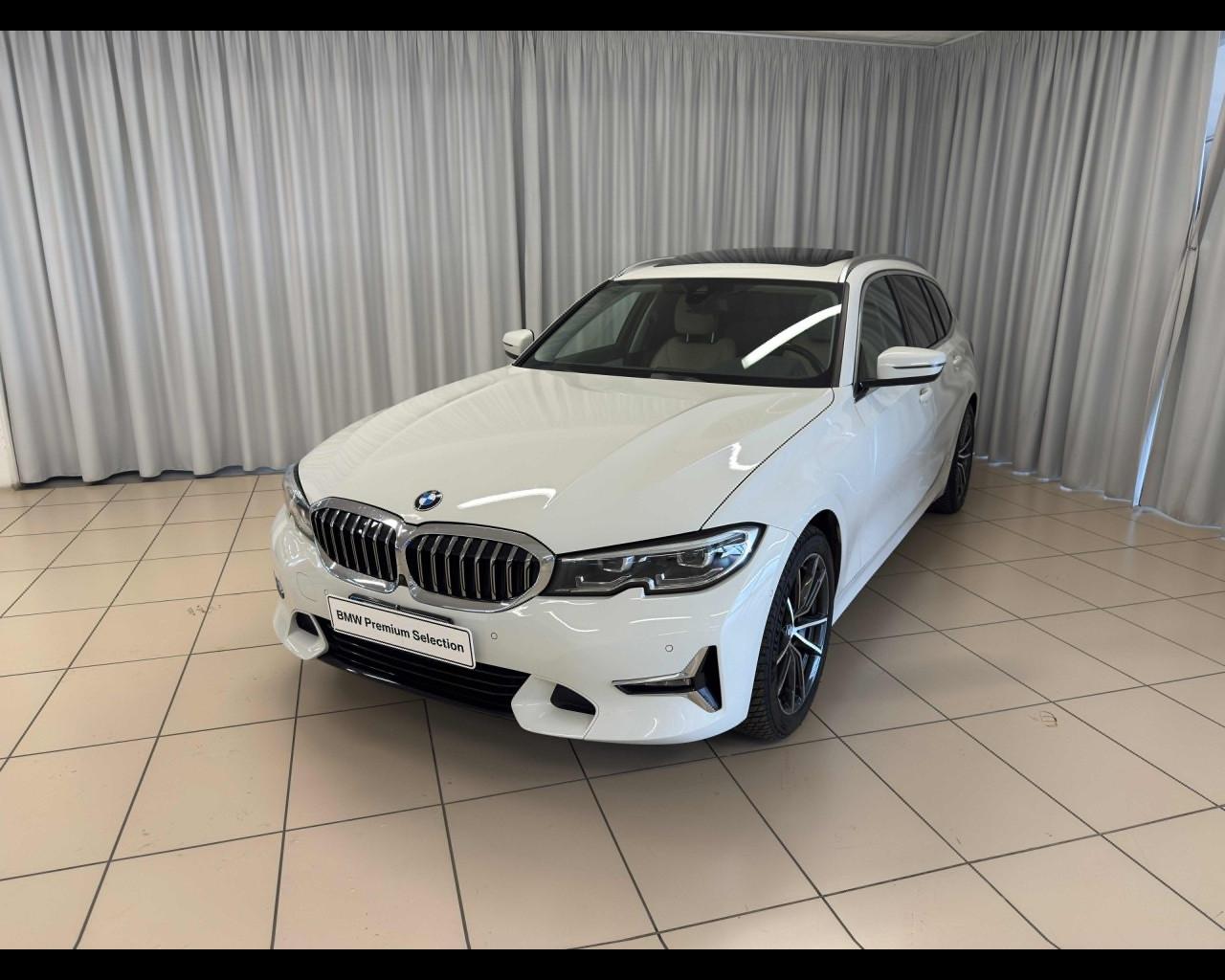 BMW Serie 3(G20/1-80/1) - 320i Touring Luxury