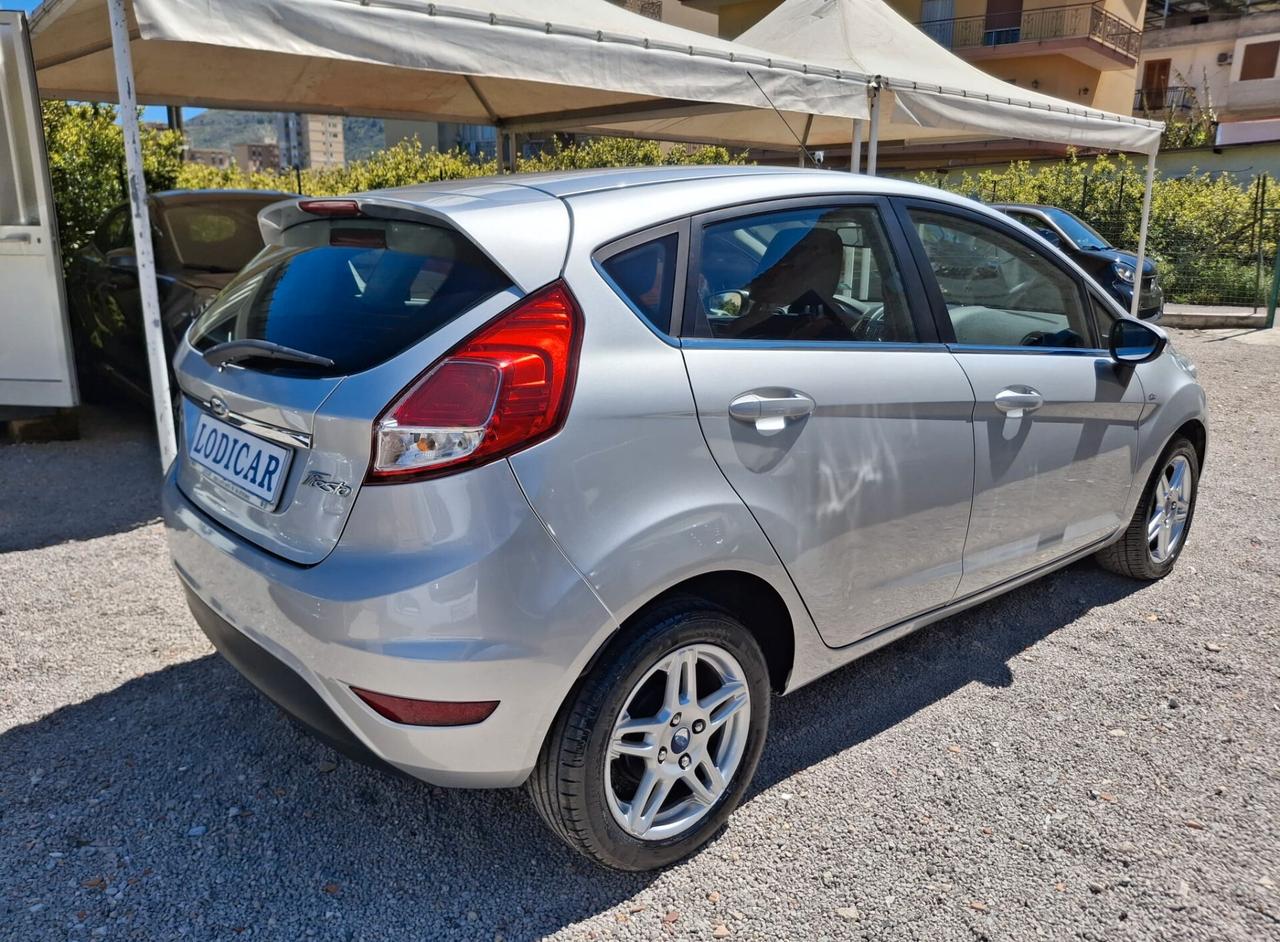 Ford Fiesta 1.5 TDCi 75CV 5 porte Titanium