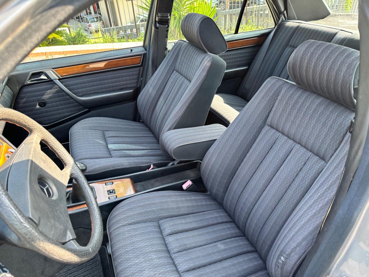 Mercedes w124 2.0 8 valvole gpl in perfetto stato