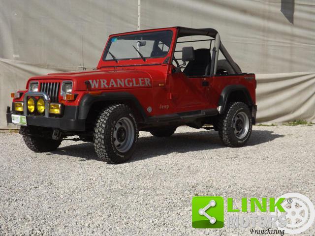 JEEP Wrangler 2.5 Laredo in ordine di carrozzeria e meccanica