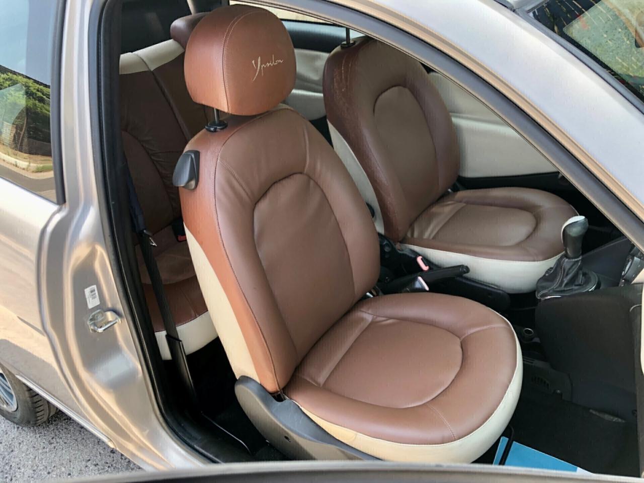 Lancia Ypsilon 1.3 MULTIJET 90 CV Sport MomoDesign