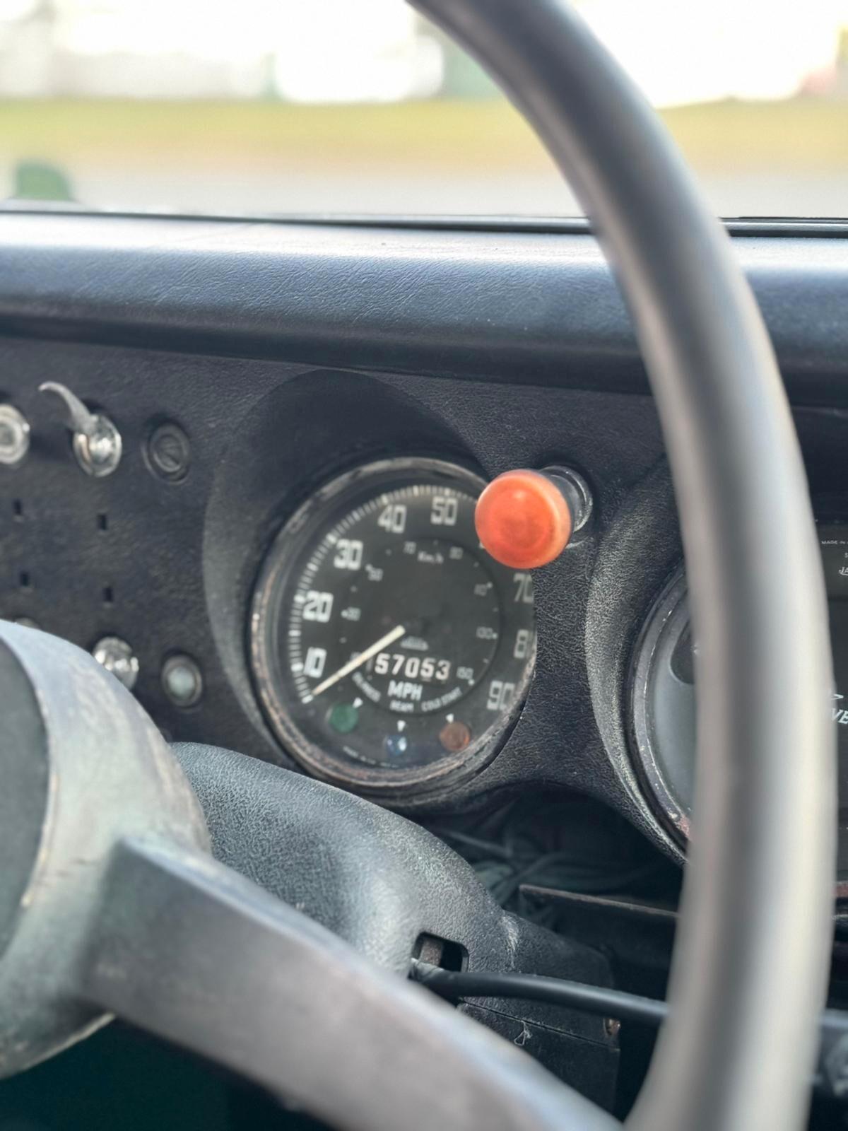 Land Rover Series III 88