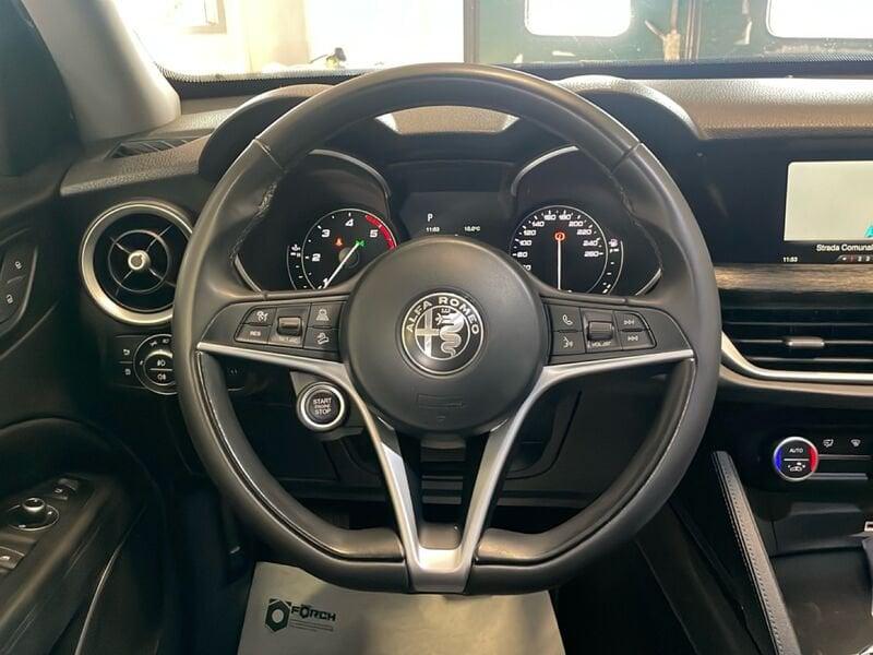 Alfa Romeo Stelvio 2.2 Turbo Diesel 190CV AT8 Q4 Business