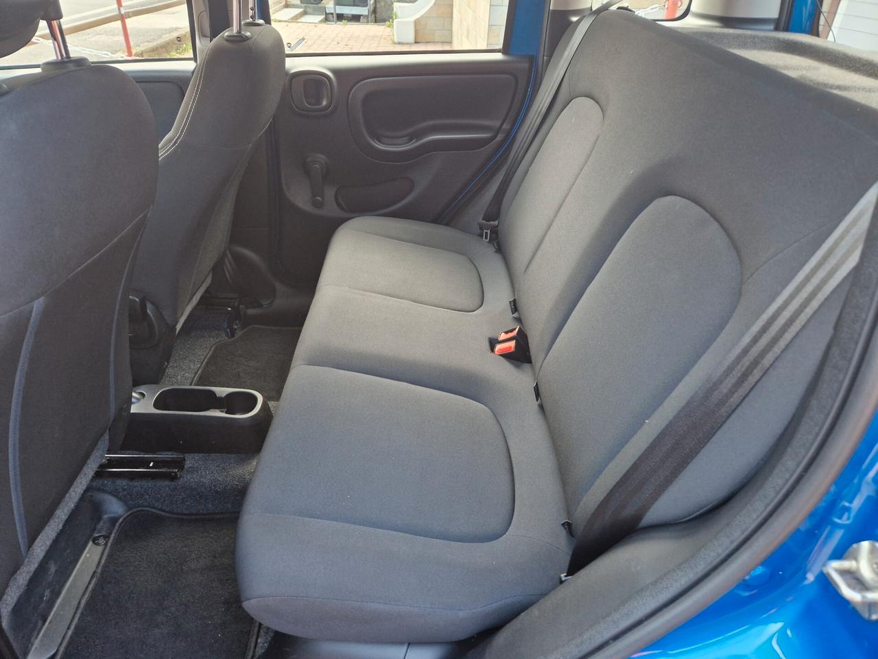 Fiat Panda Hybrid 1.0 70CV "29.100 km" Bluetooth, Sensori post., Start&Stop