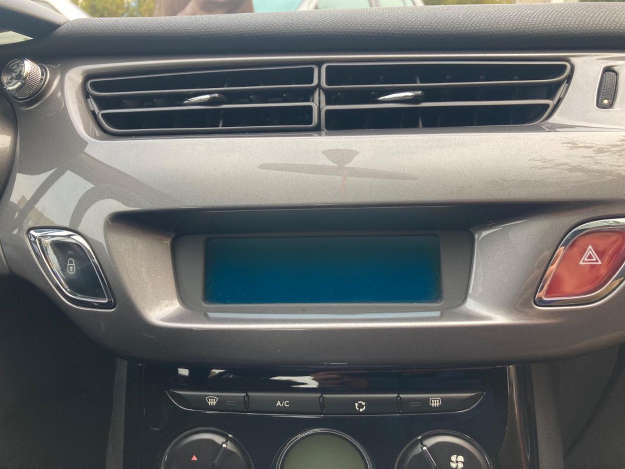 CITROEN C3 (PROPRIETARIO UNICO) MODELLO EXCLUSIVE