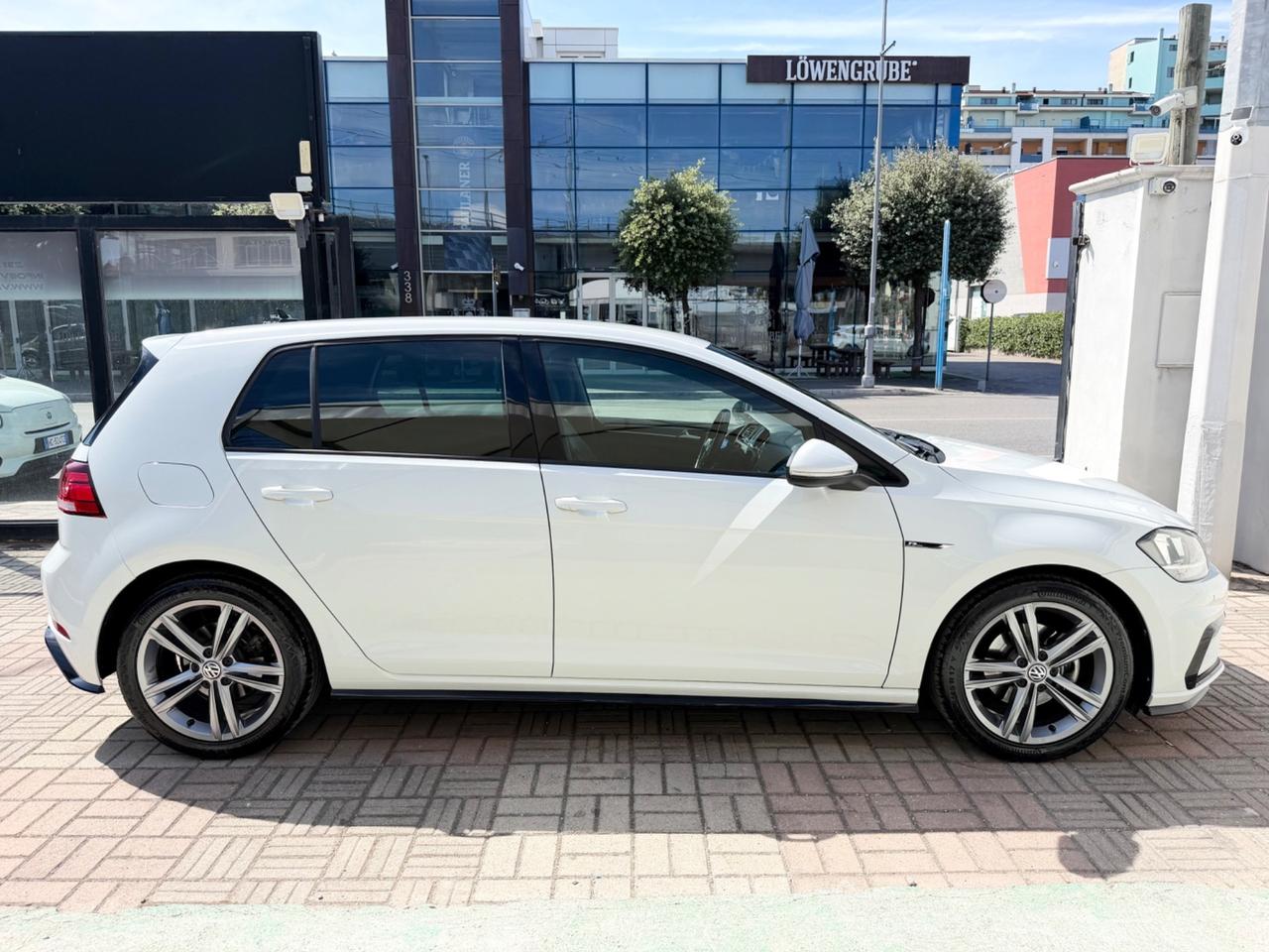 Volkswagen Golf 1.6 TDI R-Line - GARANZIA