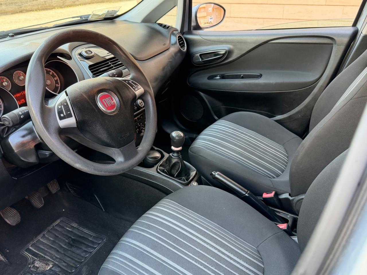 Fiat Punto 1.4 8V 5 porte Natural Power Street